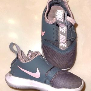 Nike toddler shoes